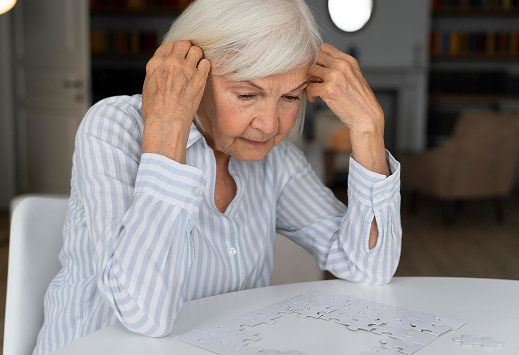 Descubierta la relación entre las bacterias de la Periodontitis y el Alzheimer. La clave está en la salud bucodental.