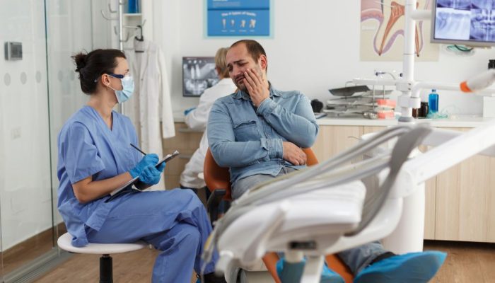 Protocolo de primeros auxilios en urgencia dental Martí Mató